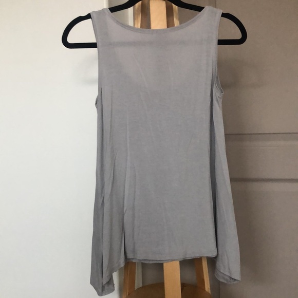 Asymmetrical Hem Tank - Made in Vancouver, Canada 🇨🇦 - Picture 8 of 8